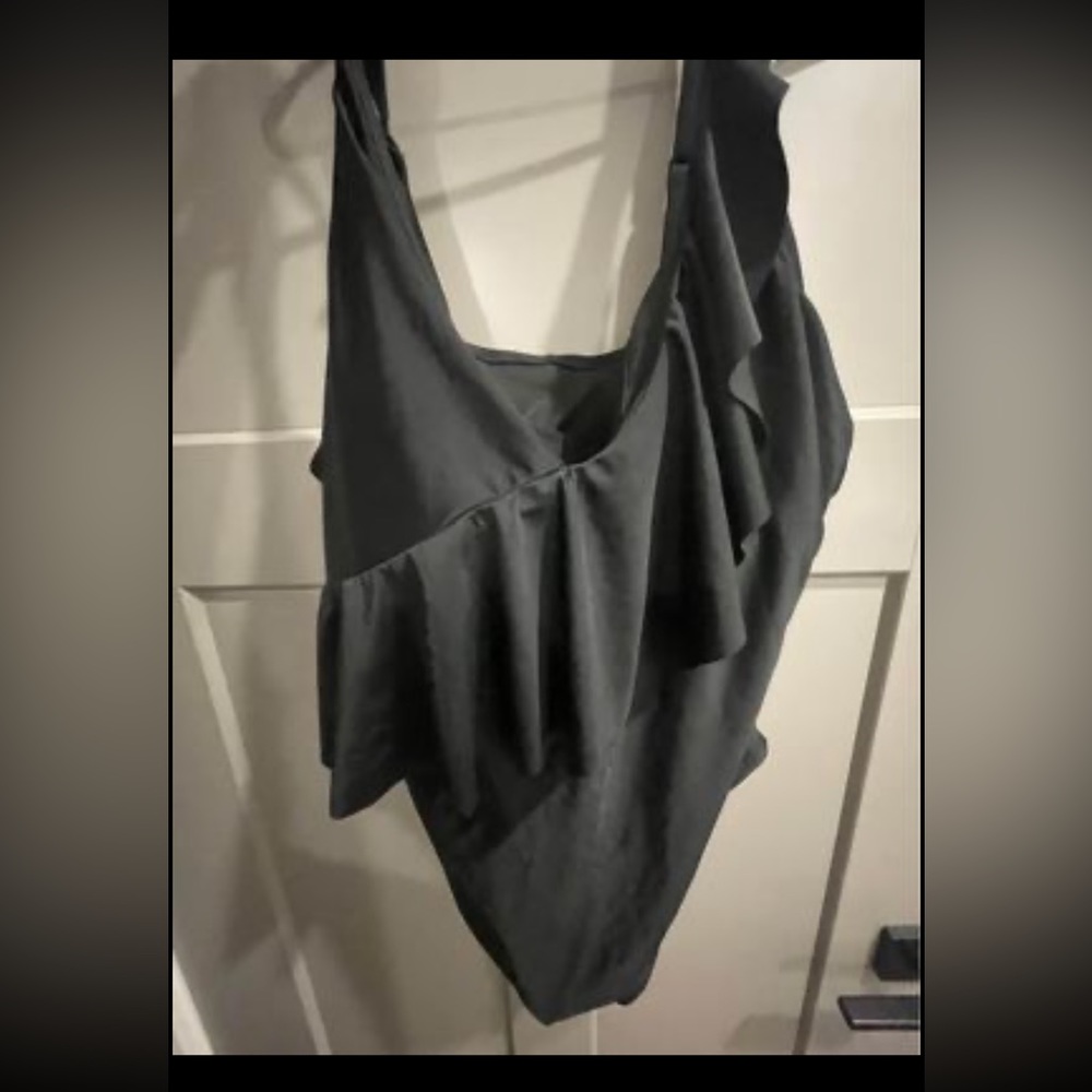 Black Size 18w One Piece Slimming Swim suit  - NEW! With tags